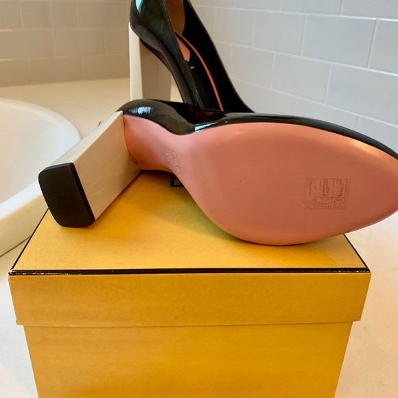 Fendi New Pump heals - Picture 2 of 4